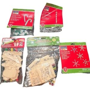 Lot 5 Holiday Crafts‎ DIY Wood | Bead | Ornament Projects Early 2000’s Art Minds